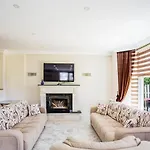 Willa Sunset Beach Club Aqua Lettings Starfish 4